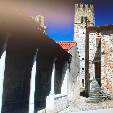 Sveti Lovreč PazenatičkiLory别墅 外观 照片