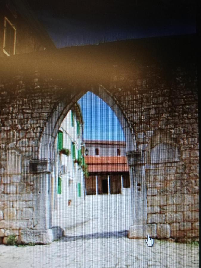 Sveti Lovreč PazenatičkiLory别墅 外观 照片